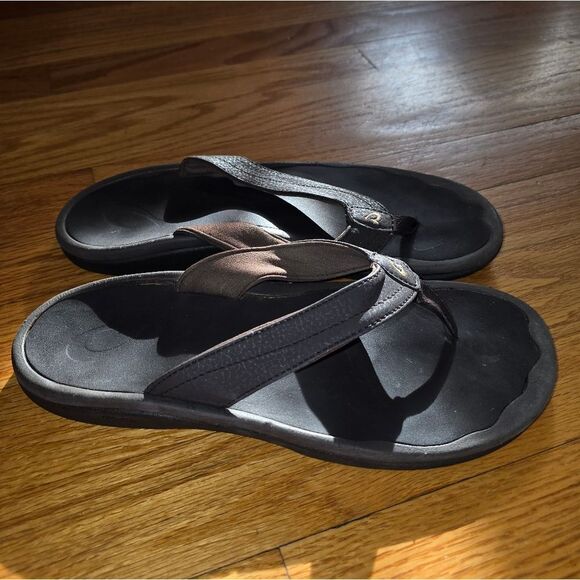 Olukai Brown Flip Flops Womans Size 8 - Picture 1 of 5